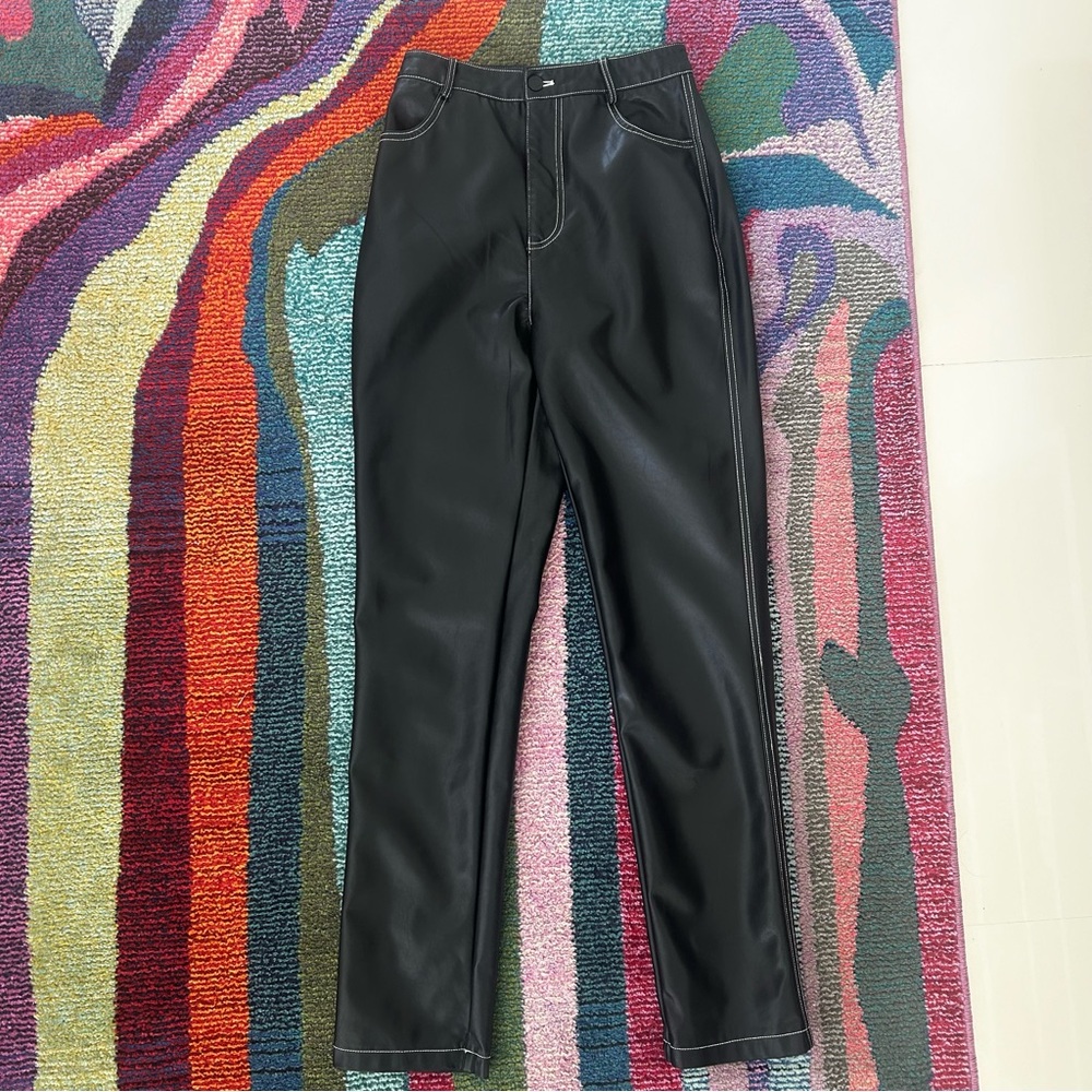 White Fox Truth be Told Faux Leather Pant Small